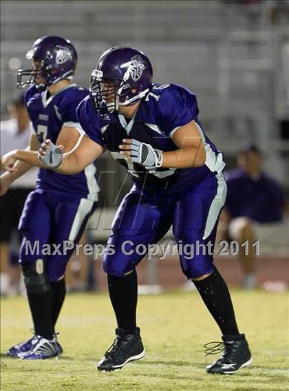 Thumbnail 3 in Aquinas @ Shadow Hills photogallery.