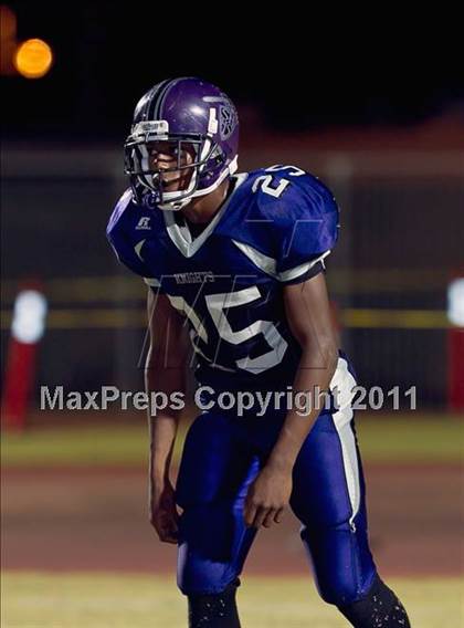 Thumbnail 3 in Aquinas @ Shadow Hills photogallery.