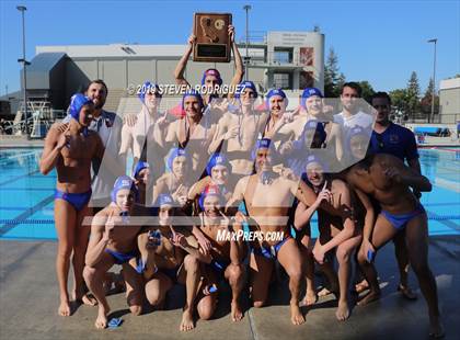 Thumbnail 2 in St. Ignatius vs. Northgate (CIF Norcal D3 Regional Final) photogallery.