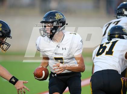 Thumbnail 2 in Prairie Grove @ Farmington photogallery.