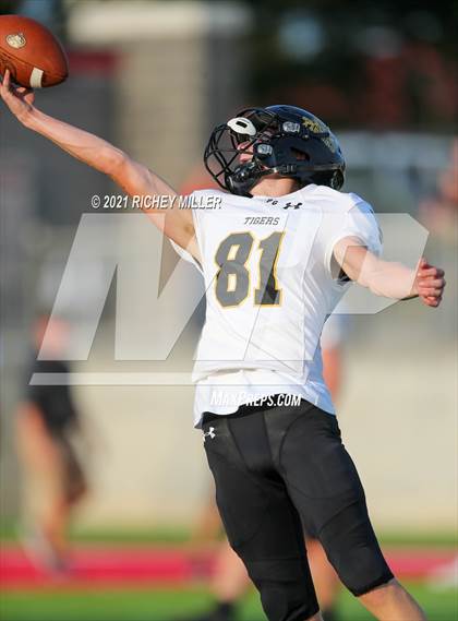 Thumbnail 2 in Prairie Grove @ Farmington photogallery.
