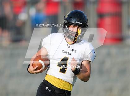 Thumbnail 3 in Prairie Grove @ Farmington photogallery.