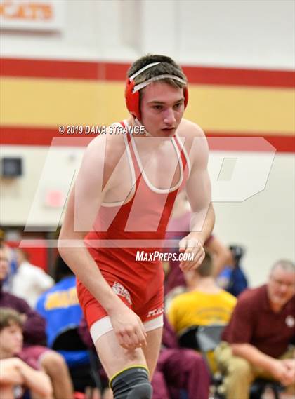 Thumbnail 2 in Houston Wrestling Duals (Boys Matches) photogallery.