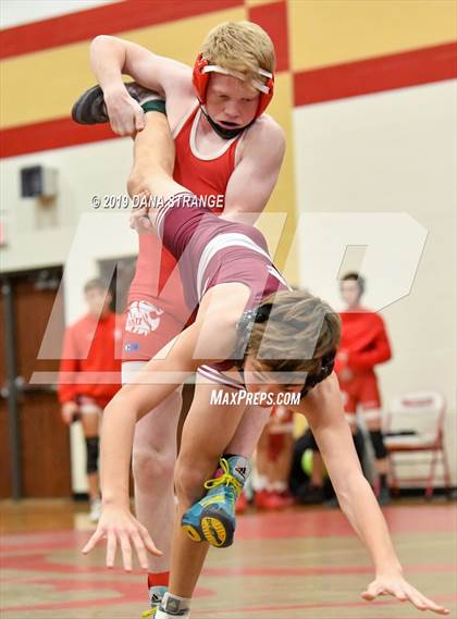 Thumbnail 2 in Houston Wrestling Duals (Boys Matches) photogallery.