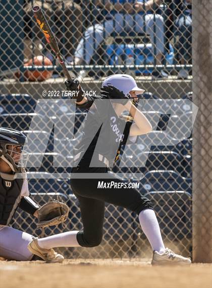 Thumbnail 3 in Capistrano Valley vs. Centennial photogallery.