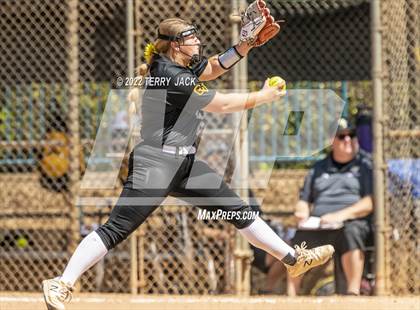 Thumbnail 3 in Capistrano Valley vs. Centennial photogallery.