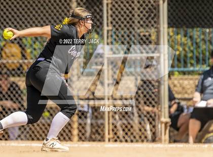 Thumbnail 3 in Capistrano Valley vs. Centennial photogallery.