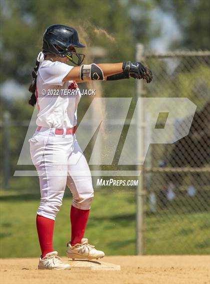 Thumbnail 3 in Capistrano Valley vs. Centennial photogallery.