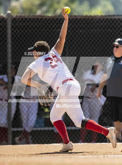 Thumbnail 3 in Capistrano Valley vs. Centennial photogallery.