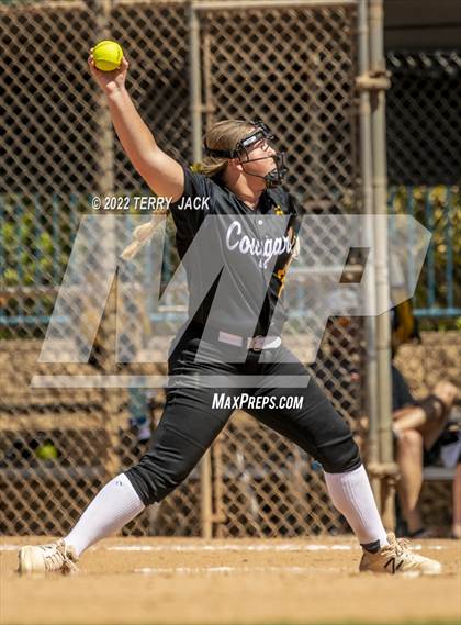 Thumbnail 1 in Capistrano Valley vs. Centennial photogallery.