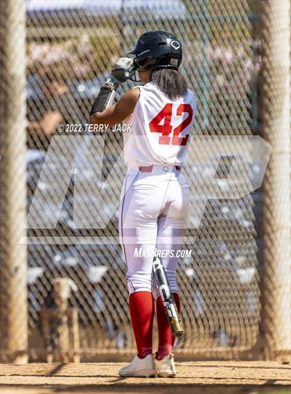 Thumbnail 2 in Capistrano Valley vs. Centennial photogallery.