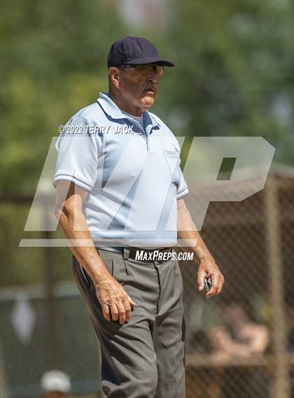 Thumbnail 3 in Capistrano Valley vs. Centennial photogallery.