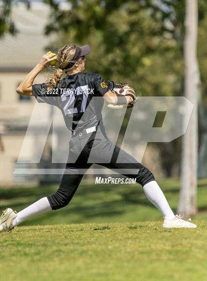 Thumbnail 3 in Capistrano Valley vs. Centennial photogallery.