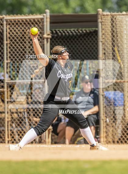 Thumbnail 1 in Capistrano Valley vs. Centennial photogallery.