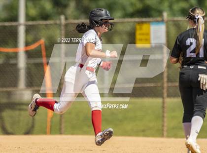 Thumbnail 3 in Capistrano Valley vs. Centennial photogallery.
