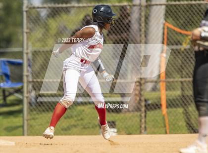 Thumbnail 3 in Capistrano Valley vs. Centennial photogallery.