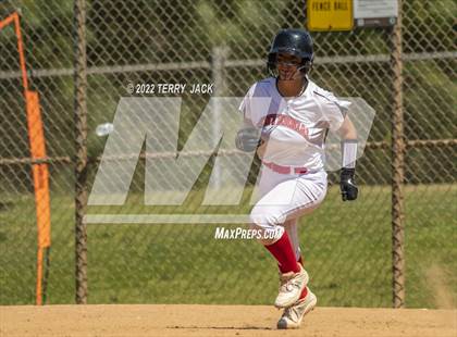 Thumbnail 2 in Capistrano Valley vs. Centennial photogallery.