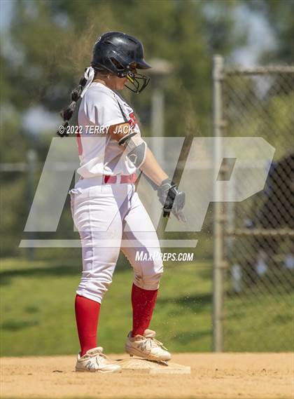 Thumbnail 2 in Capistrano Valley vs. Centennial photogallery.