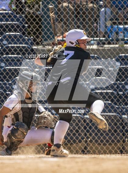 Thumbnail 2 in Capistrano Valley vs. Centennial photogallery.