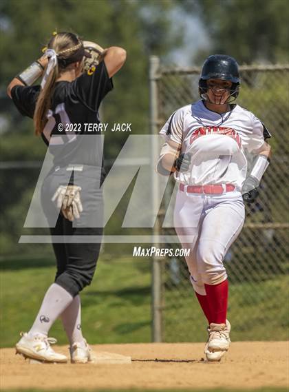 Thumbnail 1 in Capistrano Valley vs. Centennial photogallery.