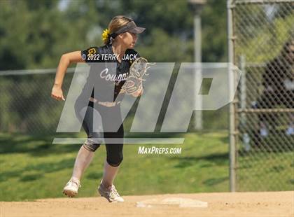 Thumbnail 1 in Capistrano Valley vs. Centennial photogallery.