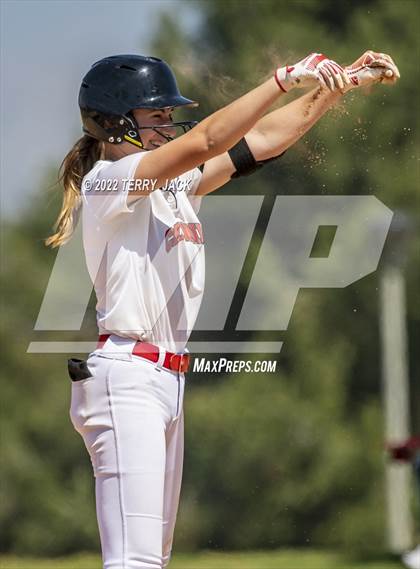 Thumbnail 2 in Capistrano Valley vs. Centennial photogallery.