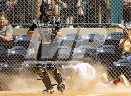 Thumbnail 2 in Capistrano Valley vs. Centennial photogallery.