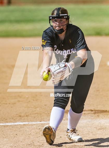 Thumbnail 3 in Capistrano Valley vs. Centennial photogallery.