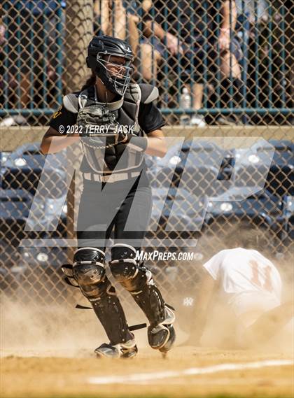 Thumbnail 1 in Capistrano Valley vs. Centennial photogallery.