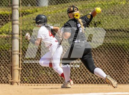Thumbnail 3 in Capistrano Valley vs. Centennial photogallery.
