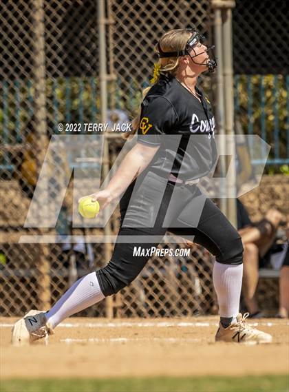 Thumbnail 2 in Capistrano Valley vs. Centennial photogallery.