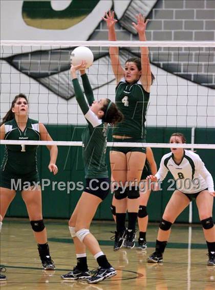 Thumbnail 1 in Colonial Forge vs. Loudoun Valley photogallery.
