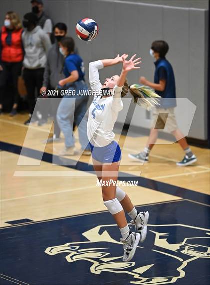 Thumbnail 1 in Branson @ Marin Catholic photogallery.