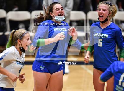 Thumbnail 2 in Branson @ Marin Catholic photogallery.