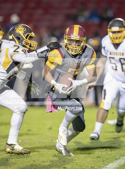 Thumbnail 2 in Mission vs Lincoln (CIF SF Final)  photogallery.