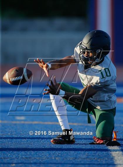 Thumbnail 1 in Narbonne @ Chaminade (Scrimmage) photogallery.