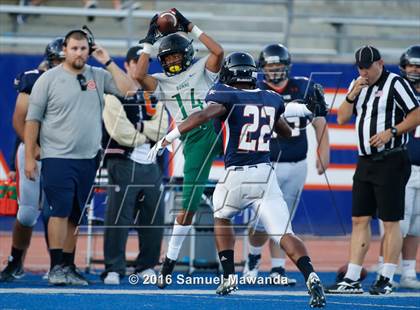 Thumbnail 2 in Narbonne @ Chaminade (Scrimmage) photogallery.