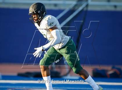 Thumbnail 2 in Narbonne @ Chaminade (Scrimmage) photogallery.