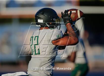 Thumbnail 2 in Narbonne @ Chaminade (Scrimmage) photogallery.
