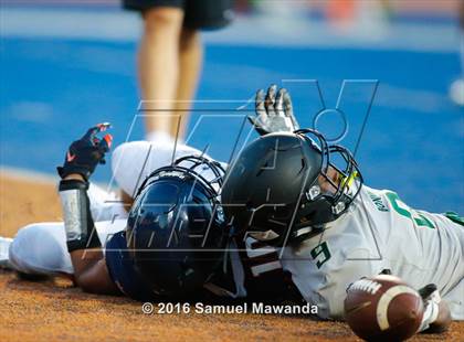 Thumbnail 3 in Narbonne @ Chaminade (Scrimmage) photogallery.
