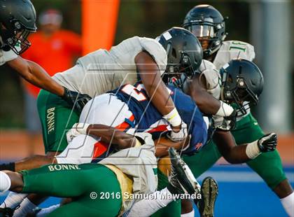 Thumbnail 2 in Narbonne @ Chaminade (Scrimmage) photogallery.