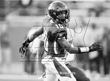 Thumbnail 3 in Narbonne @ Chaminade (Scrimmage) photogallery.