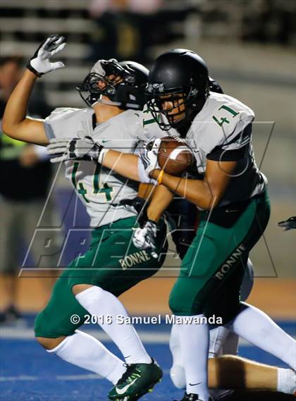 Thumbnail 1 in Narbonne @ Chaminade (Scrimmage) photogallery.