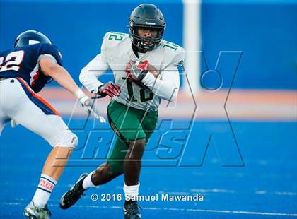 Thumbnail 2 in Narbonne @ Chaminade (Scrimmage) photogallery.
