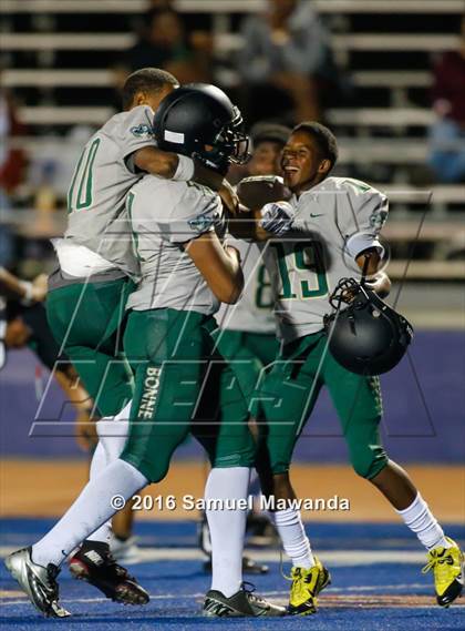 Thumbnail 3 in Narbonne @ Chaminade (Scrimmage) photogallery.