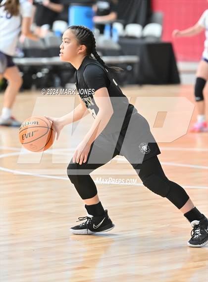 Thumbnail 2 in Archbishop Mitty vs. Mater Dei (Section 7) photogallery.