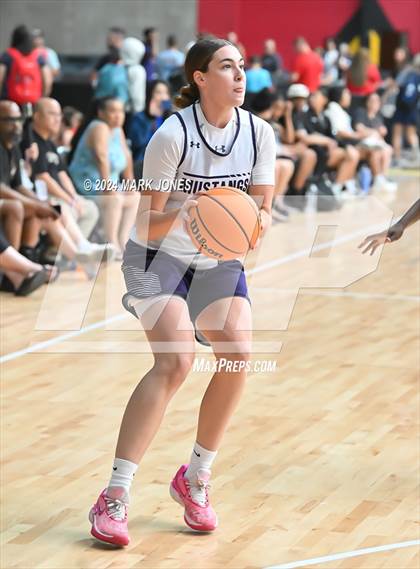 Thumbnail 3 in Archbishop Mitty vs. Mater Dei (Section 7) photogallery.