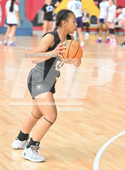 Thumbnail 1 in Archbishop Mitty vs. Mater Dei (Section 7) photogallery.