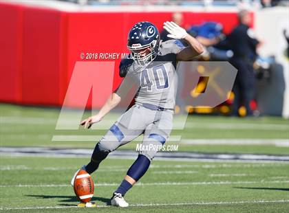 Thumbnail 2 in Greenwood vs. Benton (AAA 6A State Final) photogallery.