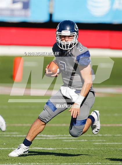 Thumbnail 1 in Greenwood vs. Benton (AAA 6A State Final) photogallery.
